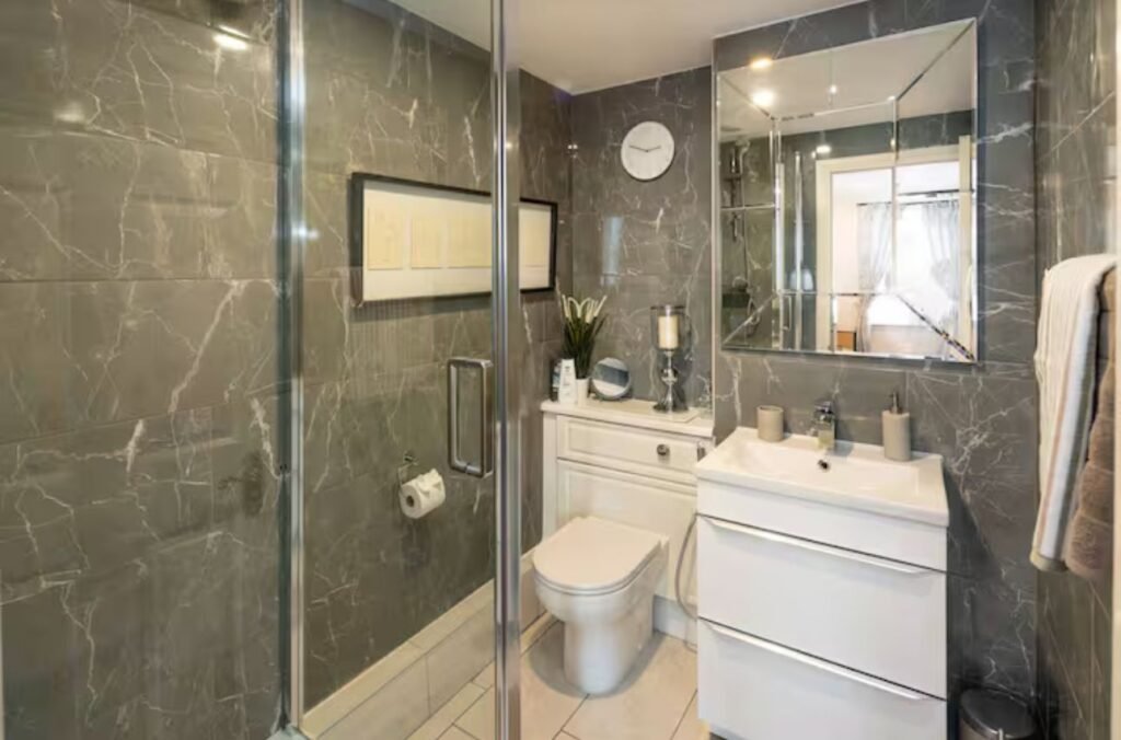 Convert Wet Room in Ealing
